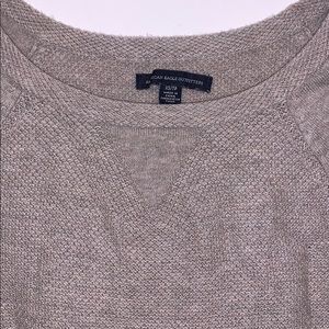 American Eagle cute grey crewneck sweater